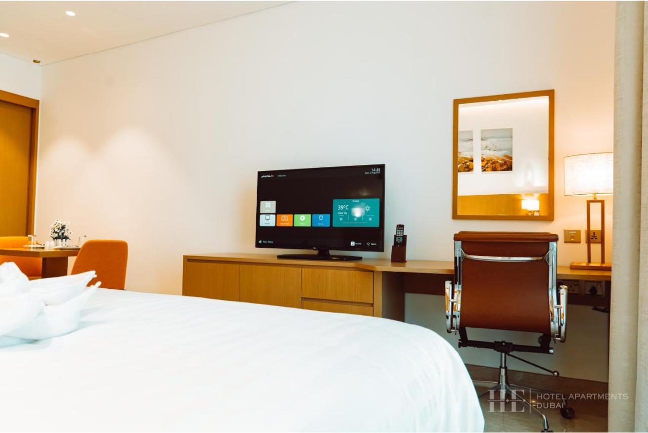 He Hotel Apartments Dubaj Pokoj fotografie A room at the hotel